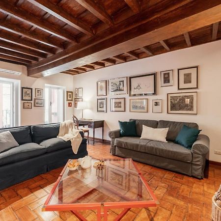 Domus Quiritum Charming, Appartamento D'Epoca A Campo De' Fiori Řím Exteriér fotografie