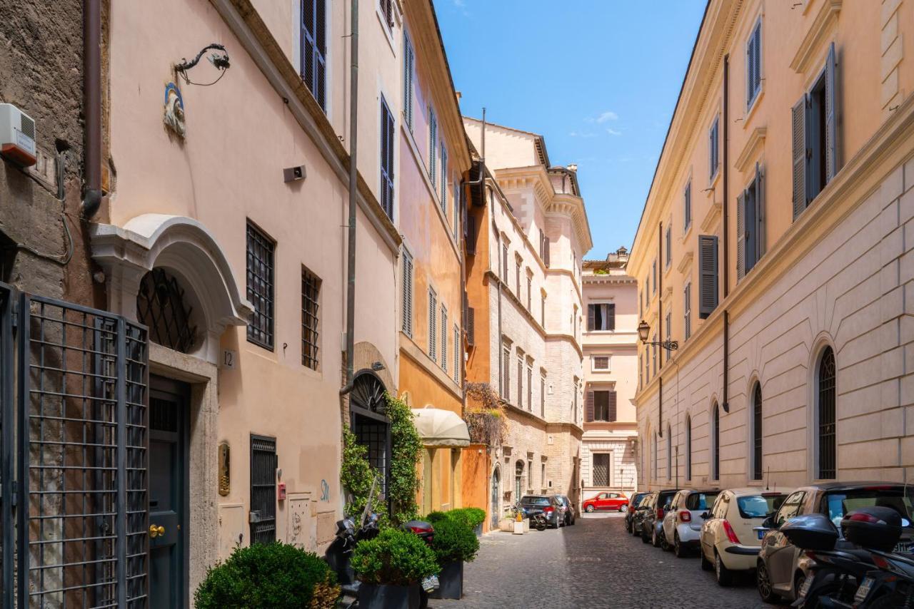 Domus Quiritum Charming, Appartamento D'Epoca A Campo De' Fiori Řím Exteriér fotografie