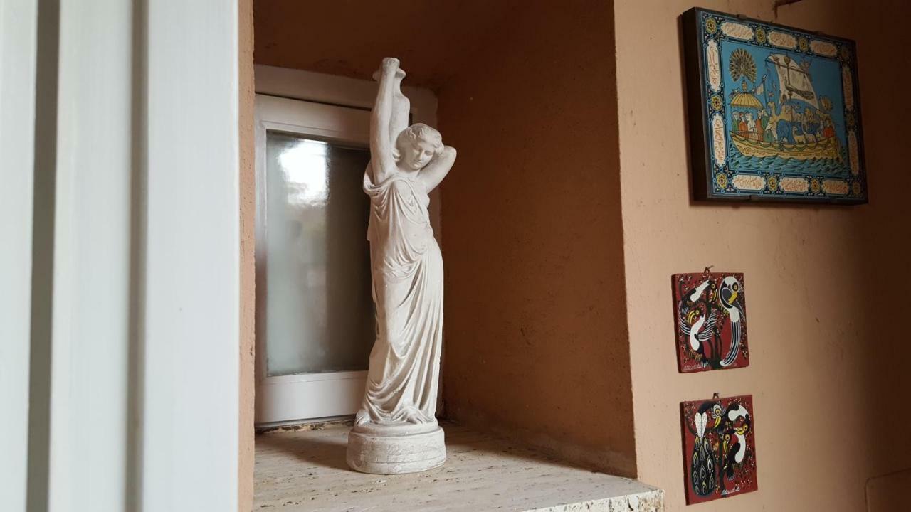 Domus Quiritum Charming, Appartamento D'Epoca A Campo De' Fiori Řím Exteriér fotografie